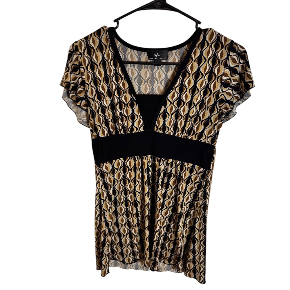 Byline Syer California Womens M Empire Waist V-Neck Geometric Wave Top Black Tan